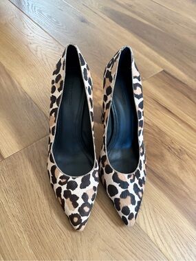 Pour La Victoire Leopard Print Pointed Toe Pumps - Beige/Brown/Black